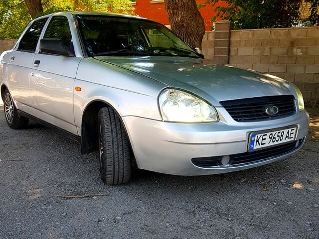 ВАЗ Priora, объемом двигателя 1.6 л и пробегом 300 тыс. км за 2200 $, фото 1 на Automoto.ua