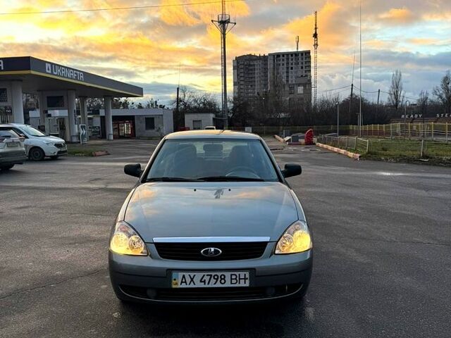 ВАЗ Priora, объемом двигателя 1.6 л и пробегом 200 тыс. км за 2350 $, фото 1 на Automoto.ua