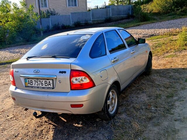 Серый ВАЗ Priora, объемом двигателя 1.6 л и пробегом 150 тыс. км за 2450 $, фото 1 на Automoto.ua