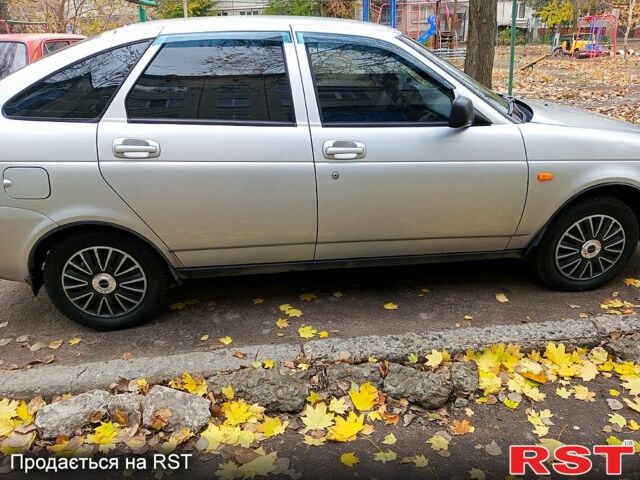 Серый ВАЗ Priora, объемом двигателя 1.6 л и пробегом 180 тыс. км за 2500 $, фото 1 на Automoto.ua
