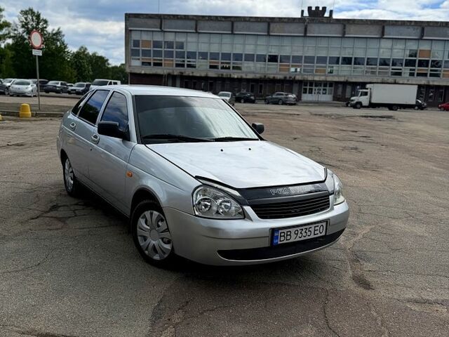 Серый ВАЗ Priora, объемом двигателя 1.6 л и пробегом 260 тыс. км за 2650 $, фото 1 на Automoto.ua