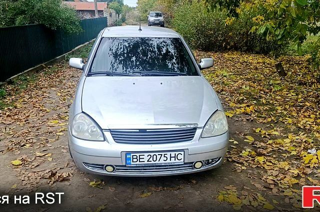 Серый ВАЗ Priora, объемом двигателя 1.6 л и пробегом 163 тыс. км за 2150 $, фото 1 на Automoto.ua