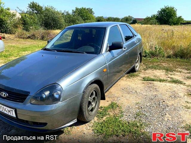 Серый ВАЗ Priora, объемом двигателя 1.6 л и пробегом 220 тыс. км за 2200 $, фото 1 на Automoto.ua