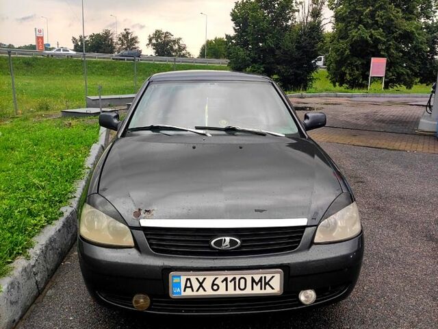 Серый ВАЗ Priora, объемом двигателя 1.6 л и пробегом 406 тыс. км за 2300 $, фото 1 на Automoto.ua