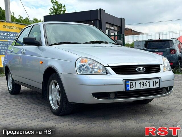 Серый ВАЗ Priora, объемом двигателя 1.6 л и пробегом 86 тыс. км за 3200 $, фото 1 на Automoto.ua
