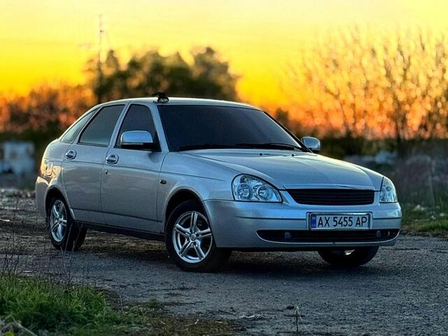 Серый ВАЗ Priora, объемом двигателя 1.6 л и пробегом 166 тыс. км за 2900 $, фото 1 на Automoto.ua