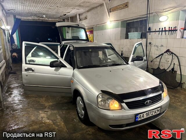 Серый ВАЗ Priora, объемом двигателя 1.6 л и пробегом 187 тыс. км за 2000 $, фото 1 на Automoto.ua
