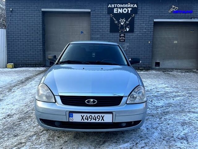 Сірий ВАЗ Priora, об'ємом двигуна 1.6 л та пробігом 1600 тис. км за 2600 $, фото 1 на Automoto.ua