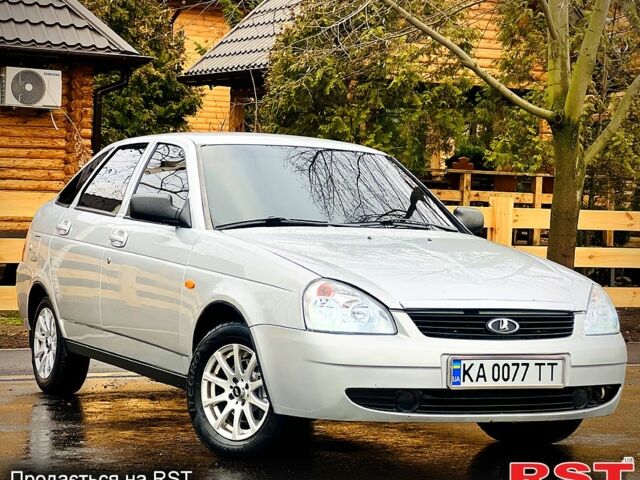 Сірий ВАЗ Priora, об'ємом двигуна 1.6 л та пробігом 120 тис. км за 2950 $, фото 1 на Automoto.ua