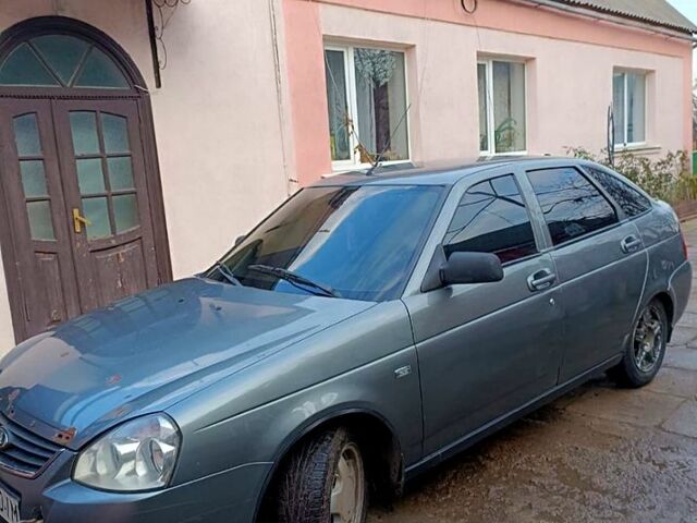 Серый ВАЗ Priora, объемом двигателя 1.6 л и пробегом 188 тыс. км за 1900 $, фото 1 на Automoto.ua