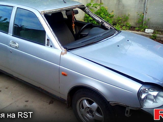 Серый ВАЗ Priora, объемом двигателя 1.6 л и пробегом 186 тыс. км за 1000 $, фото 1 на Automoto.ua