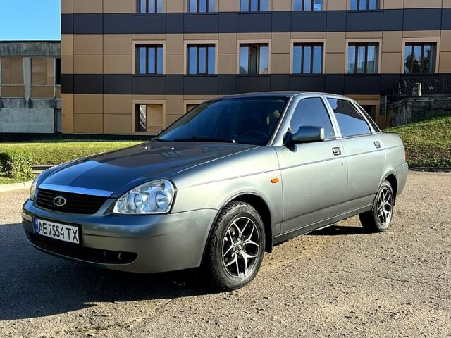 Серый ВАЗ Priora, объемом двигателя 1.6 л и пробегом 0 тыс. км за 1650 $, фото 1 на Automoto.ua