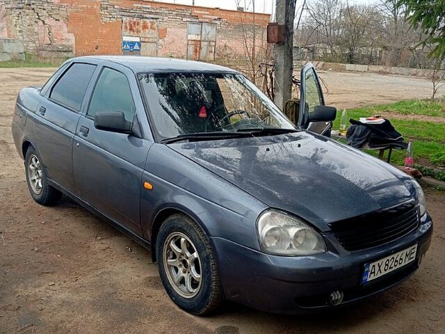 Сірий ВАЗ Priora, об'ємом двигуна 1.6 л та пробігом 0 тис. км за 2100 $, фото 1 на Automoto.ua