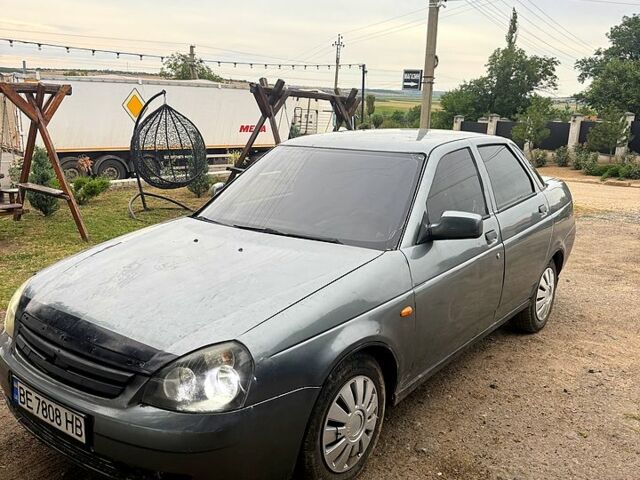 Сірий ВАЗ Priora, об'ємом двигуна 1.6 л та пробігом 250 тис. км за 1400 $, фото 1 на Automoto.ua
