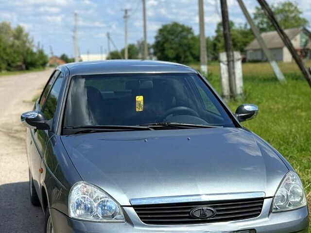 Серый ВАЗ Priora, объемом двигателя 1.6 л и пробегом 120 тыс. км за 3000 $, фото 1 на Automoto.ua