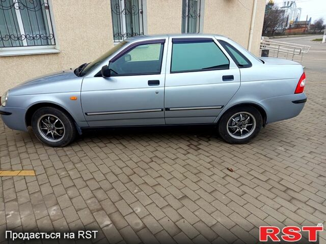 Сірий ВАЗ Priora, об'ємом двигуна 1.6 л та пробігом 166 тис. км за 2600 $, фото 1 на Automoto.ua