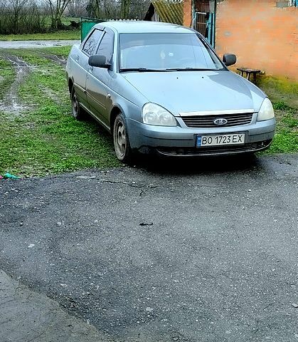 Серый ВАЗ Priora, объемом двигателя 1.6 л и пробегом 337 тыс. км за 1850 $, фото 1 на Automoto.ua