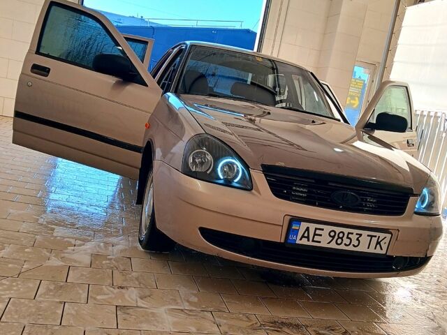 Серый ВАЗ Priora, объемом двигателя 1.6 л и пробегом 285 тыс. км за 2600 $, фото 1 на Automoto.ua