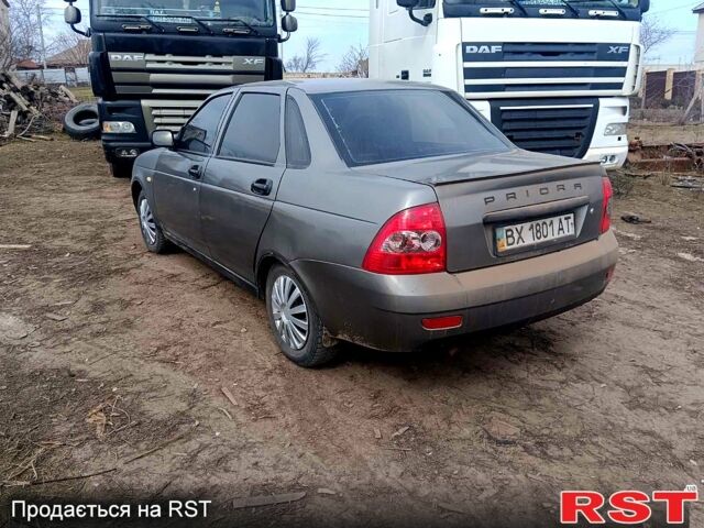 Серый ВАЗ Priora, объемом двигателя 1.6 л и пробегом 230 тыс. км за 1200 $, фото 1 на Automoto.ua