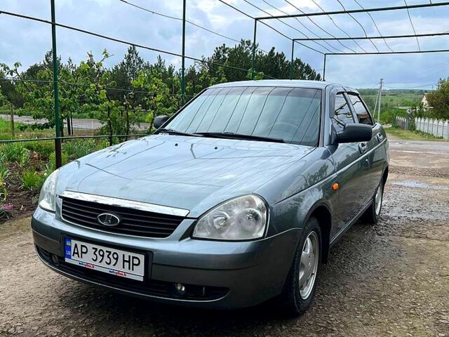 Сірий ВАЗ Priora, об'ємом двигуна 1.6 л та пробігом 143 тис. км за 3300 $, фото 1 на Automoto.ua