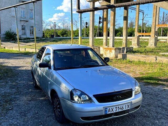 Сірий ВАЗ Priora, об'ємом двигуна 1.6 л та пробігом 177 тис. км за 1300 $, фото 1 на Automoto.ua