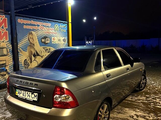 Серый ВАЗ Priora, объемом двигателя 1.6 л и пробегом 145 тыс. км за 3200 $, фото 1 на Automoto.ua