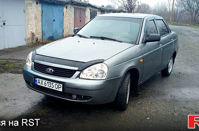 Серый ВАЗ Priora, объемом двигателя 1.6 л и пробегом 170 тыс. км за 2300 $, фото 1 на Automoto.ua