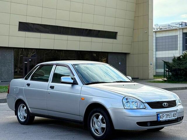 Сірий ВАЗ Priora, об'ємом двигуна 1.6 л та пробігом 41 тис. км за 3500 $, фото 1 на Automoto.ua