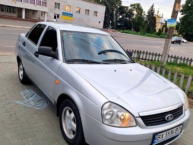Сірий ВАЗ Priora, об'ємом двигуна 1.6 л та пробігом 190 тис. км за 2600 $, фото 1 на Automoto.ua
