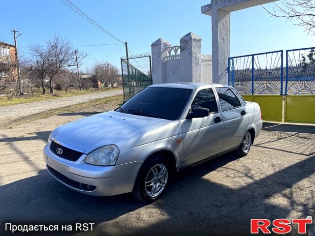 Сірий ВАЗ Priora, об'ємом двигуна 1.6 л та пробігом 190 тис. км за 2450 $, фото 1 на Automoto.ua