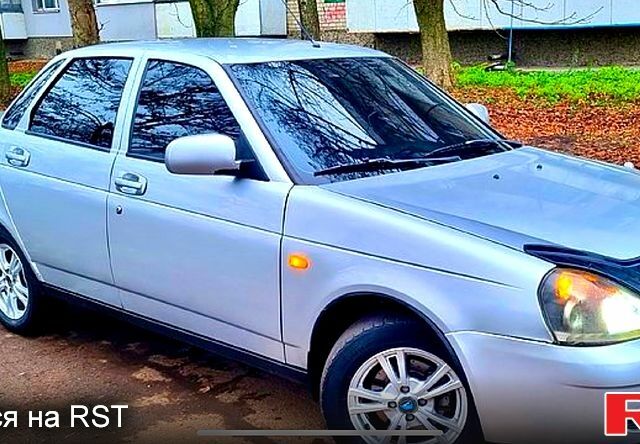 Серый ВАЗ Priora, объемом двигателя 1.6 л и пробегом 157 тыс. км за 2400 $, фото 1 на Automoto.ua