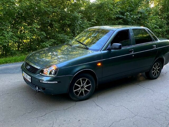 Сірий ВАЗ Priora, об'ємом двигуна 1.6 л та пробігом 200 тис. км за 2200 $, фото 1 на Automoto.ua