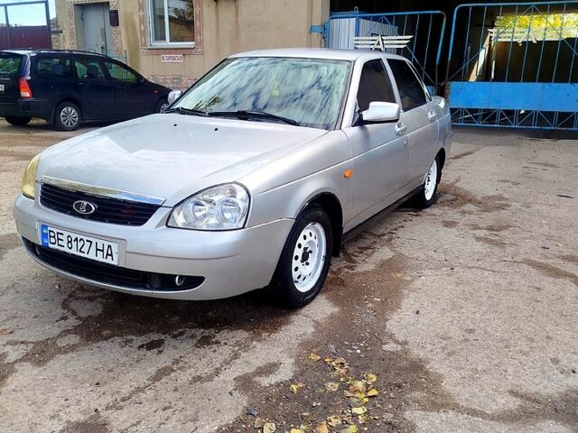 Сірий ВАЗ Priora, об'ємом двигуна 1.6 л та пробігом 0 тис. км за 2000 $, фото 1 на Automoto.ua