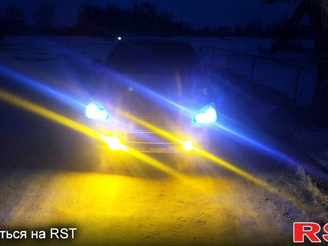 Серый ВАЗ Priora, объемом двигателя 1.6 л и пробегом 28000 тыс. км за 3400 $, фото 1 на Automoto.ua