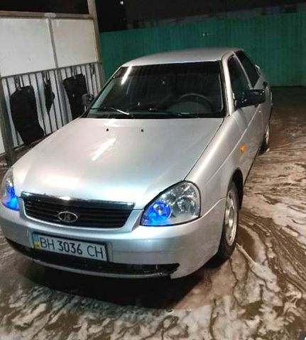 Серый ВАЗ Priora, объемом двигателя 1.6 л и пробегом 1400 тыс. км за 1400 $, фото 1 на Automoto.ua