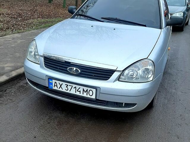 Сірий ВАЗ Priora, об'ємом двигуна 1.6 л та пробігом 155 тис. км за 3900 $, фото 1 на Automoto.ua