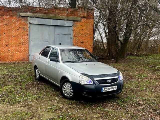 Сірий ВАЗ Priora, об'ємом двигуна 1.6 л та пробігом 0 тис. км за 1750 $, фото 1 на Automoto.ua