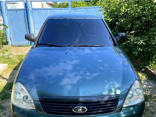 Сірий ВАЗ Priora, об'ємом двигуна 1.6 л та пробігом 190 тис. км за 2300 $, фото 1 на Automoto.ua