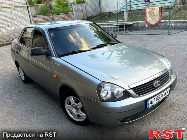 Сірий ВАЗ Priora, об'ємом двигуна 1.6 л та пробігом 200 тис. км за 1450 $, фото 1 на Automoto.ua