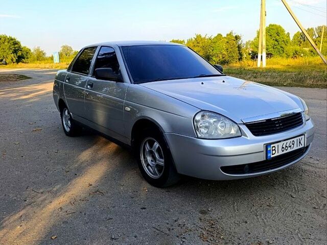 Сірий ВАЗ Priora, об'ємом двигуна 1.6 л та пробігом 210 тис. км за 2650 $, фото 1 на Automoto.ua