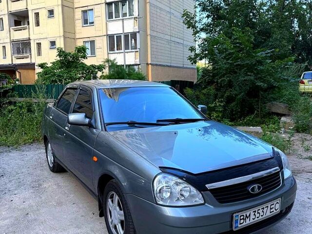 Серый ВАЗ Priora, объемом двигателя 1.6 л и пробегом 273 тыс. км за 3200 $, фото 1 на Automoto.ua
