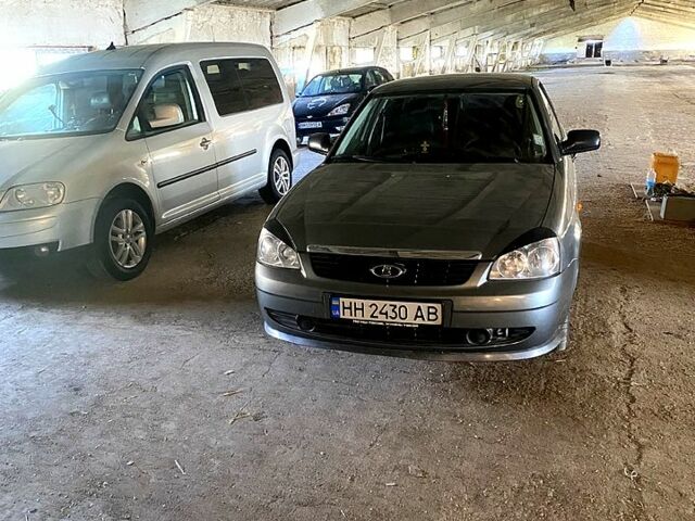 Серый ВАЗ Priora, объемом двигателя 1.6 л и пробегом 143 тыс. км за 3300 $, фото 1 на Automoto.ua