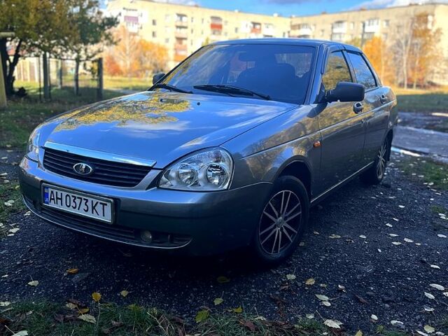 Серый ВАЗ Priora, объемом двигателя 1.6 л и пробегом 134 тыс. км за 2900 $, фото 1 на Automoto.ua