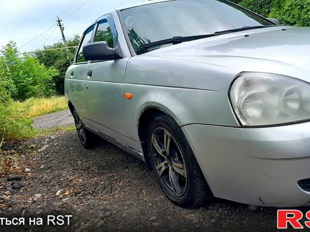 Серый ВАЗ Priora, объемом двигателя 1.6 л и пробегом 0 тыс. км за 1700 $, фото 1 на Automoto.ua