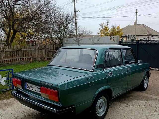 Сірий ВАЗ Priora, об'ємом двигуна 1.6 л та пробігом 115 тис. км за 2100 $, фото 1 на Automoto.ua