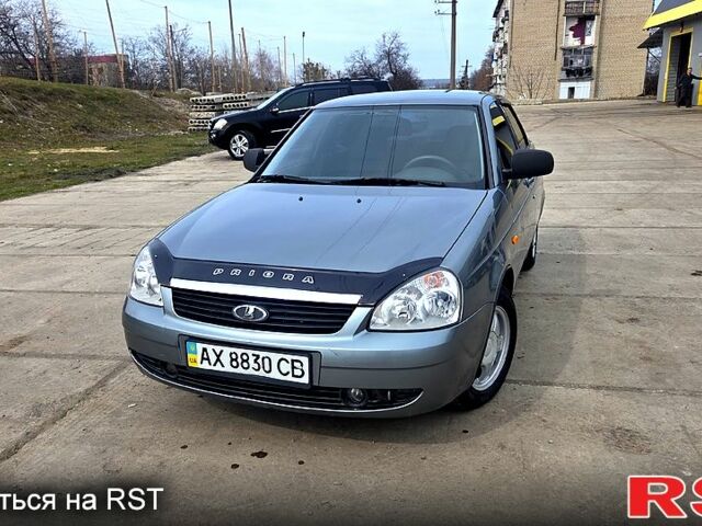 Серый ВАЗ Priora, объемом двигателя 1.6 л и пробегом 75 тыс. км за 3000 $, фото 1 на Automoto.ua