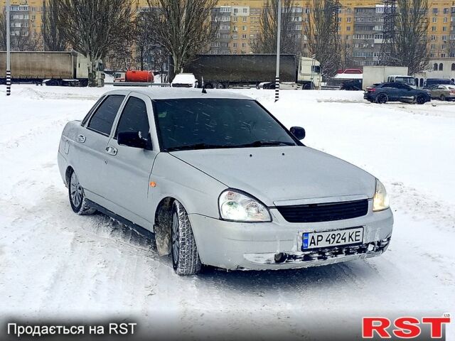Серый ВАЗ Priora, объемом двигателя 1.6 л и пробегом 20000 тыс. км за 3000 $, фото 1 на Automoto.ua