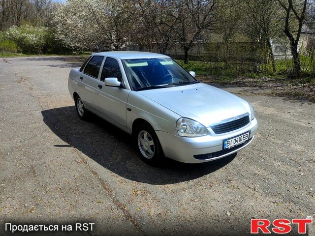 Серый ВАЗ Priora, объемом двигателя 1.6 л и пробегом 213 тыс. км за 2500 $, фото 1 на Automoto.ua