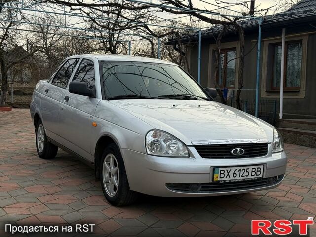 Серый ВАЗ Priora, объемом двигателя 1.6 л и пробегом 120 тыс. км за 3500 $, фото 1 на Automoto.ua