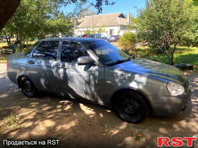 Серый ВАЗ Priora, объемом двигателя 1.6 л и пробегом 170 тыс. км за 3500 $, фото 1 на Automoto.ua